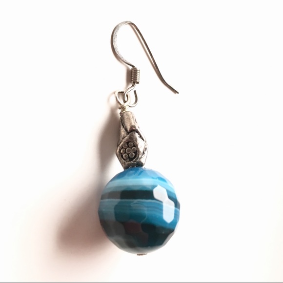 Beautiful blue agate and sterling silver earrings! - Picture 1 of 5